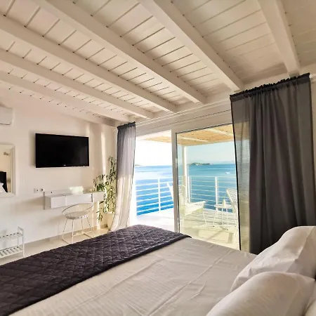 Evgenia Seafront House Nyaraló