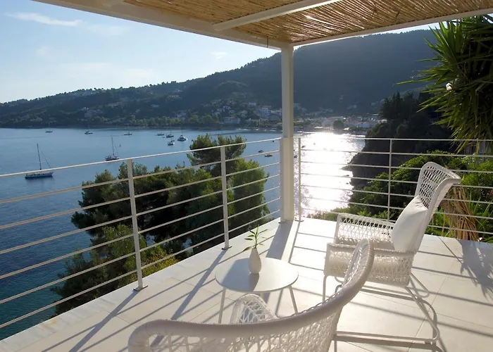 Evgenia Seafront House *